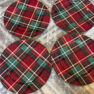 Set of 4 Tommy Bahama Tartan Plaid Melamine Plate chargers Christmas holiday
